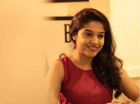 എന്നെയാരും വെറുക്കരുതേ.., ഞാനിങ്ങനെയാണ്: അര്‍ച്ചന കവി, വീഡിയോ