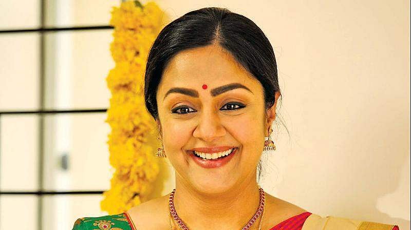 എനിക്ക് ട്വിറ്ററില്‍ അക്കൗണ്ട് ഇല്ല, ആവശ്യമുണ്ടെങ്കില്‍ സൂര്യയുടേത് നോക്കും: ജ്യോതിക