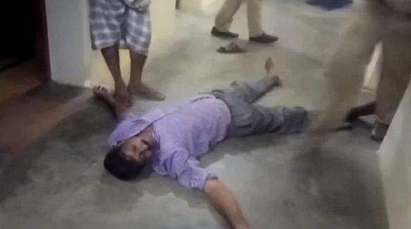 മദ്യലഹരിയില്‍ പൊലീസ് സ്റ്റേഷനിലെ ഇഴച്ചില്‍; പൊലീസുകാരനെ സസ്‌പെന്‍ഡ് ചെയ്തു