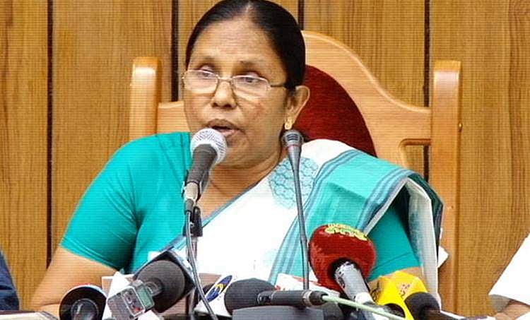 'പൂര്ണ്ണ സജ്ജം, നമ്മള് അതിജീവിക്കും' ; വിവിധ വകുപ്പുകളുടെ റാപ്പിഡ് റെസ്പോണ്സ് ടീം രൂപീകരിച്ചെന്ന് ആരോഗ്യമന്ത്രി