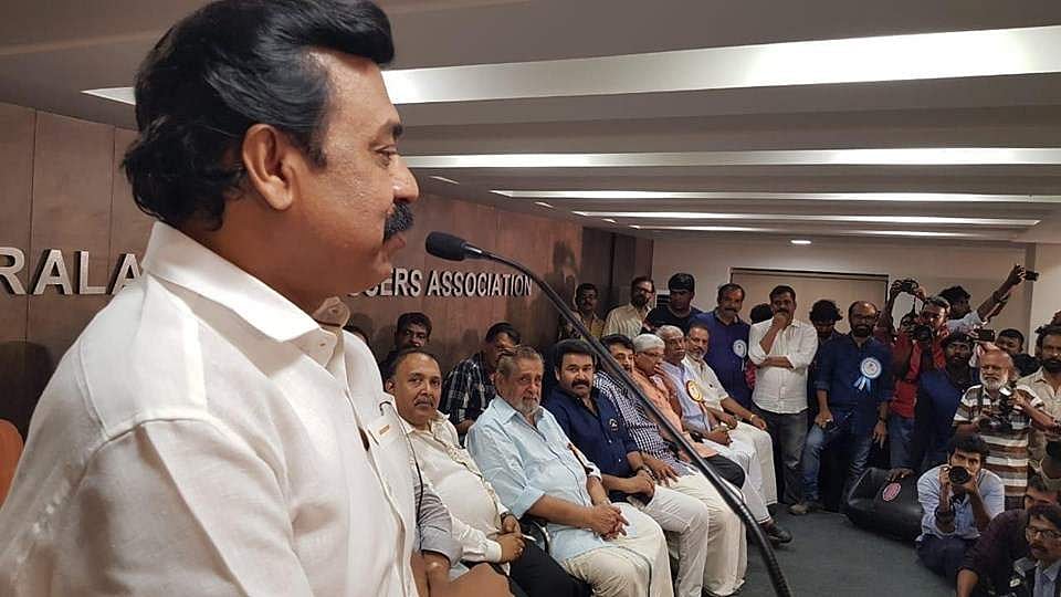 ഇത്ര നെറികേട് കാട്ടിയിട്ട് വേണോ സുഹൃത്തുക്കളേ, ഇതുപോലുള്ള ചടങ്ങ് നടത്താന്?, പറയാതിരുന്നാല് മനസമാധാനം കിട്ടില്ല: വിനയന്