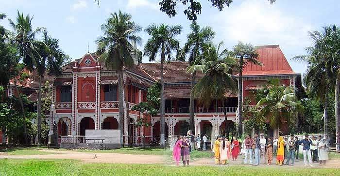 യൂണിവേഴ്‌സിറ്റി കോളജിലെ പ്രിന്‍സിപ്പലിനെ മാറ്റി; ആറ് സര്‍ക്കാര്‍ കോളജുകളില്‍ പുതിയ പ്രിന്‍സിപ്പലുമാര്‍