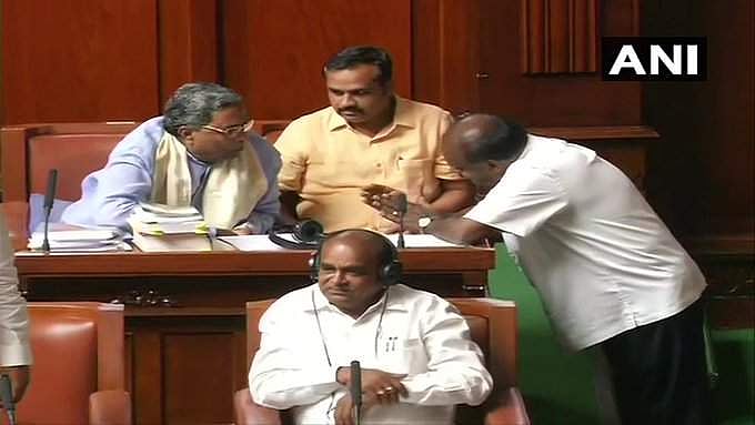 കര്‍ണാടകയില്‍ ഗവര്‍ണറുടെ ഇടപെടല്‍ ; ഇന്നു തന്നെ വോട്ടെടുപ്പ് നടത്താന്‍ സ്പീക്കര്‍ക്ക് നിര്‍ദേശം 