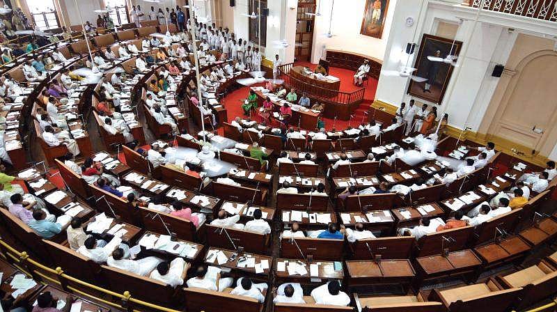 നിയമസഭയില്‍ എന്‍ഡിഎ അംഗങ്ങളുടെ സമയം ചോദിച്ചുവാങ്ങി ലീഗ് എംഎല്‍എ; അന്തര്‍ധാര സജീവമാണെന്ന് ഇടതുപക്ഷം,യുഡിഎഫ് വെട്ടില്‍