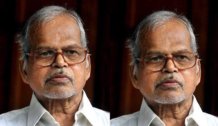 ആറ്റൂരിനെ കണ്ടു മടങ്ങുമ്പോള്‍: കരുണാകരന്‍ എഴുതുന്നു
