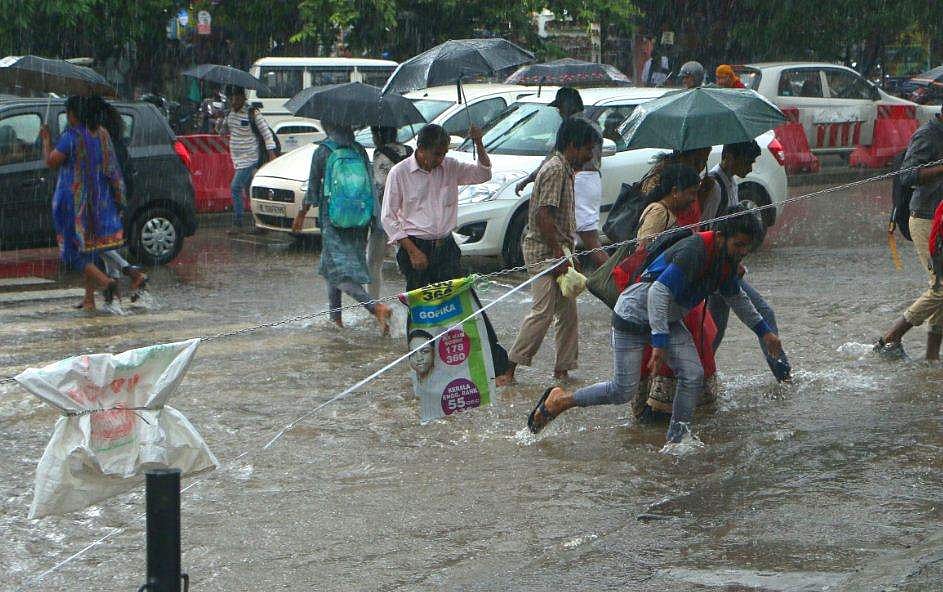 വ്യാഴാഴ്ച വരെ കനത്ത മഴ ; രണ്ട് ജില്ലകളില്‍ അതി തീവ്രമഴയ്ക്ക് സാധ്യത ; റെഡ് അലര്‍ട്ട്