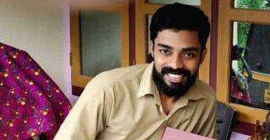 പത്തിൽ തോറ്റ ഓട്ടോ ഡ്രൈവർ; ഇപ്പോൾ ഡോക്ടർ അജിത്ത്; നിശ്ചയദാർഢ്യത്തിന്റെ കഥ