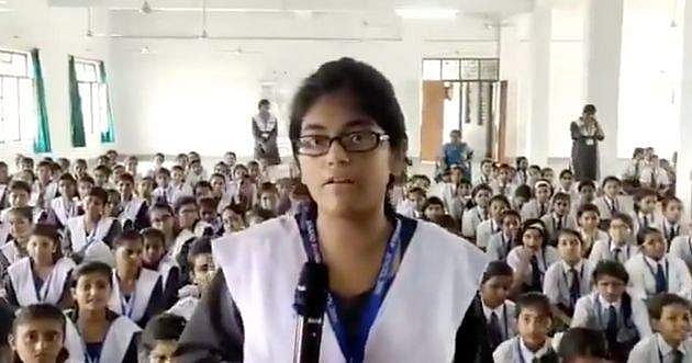'എന്റെ സുരക്ഷ സംബന്ധിച്ച് നിങ്ങള്ക്ക് എന്ത് ഉറപ്പാണ് നല്കാന് കഴിയുക' - കൗമാരക്കാരിയുടെ ചോദ്യത്തിന് മുന്നില് ഉത്തരംമുട്ടി യുപി പൊലീസ്