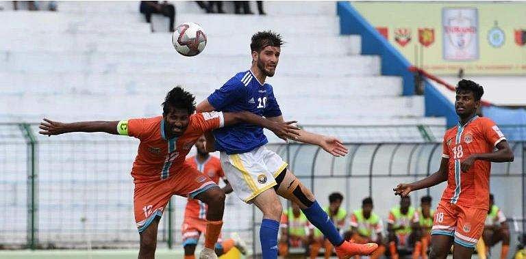 ഇത്ര ദിവസം പിന്നിട്ടിട്ടും കുടുംബാംഗങ്ങളുമായി ബന്ധപ്പെടാന്‍ കഴിഞ്ഞില്ല, ആശങ്കയില്‍ റയല്‍ കശ്മീര്‍ താരങ്ങള്‍