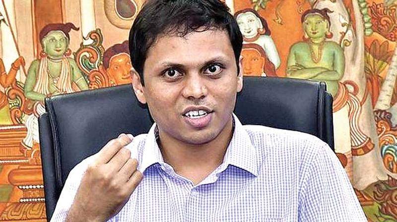 പ്രളയം: ദുരിതാശ്വാസപ്രവര്‍ത്തനങ്ങള്‍ക്ക് വാഹനങ്ങള്‍ വിട്ടുനല്‍കാത്ത ഉദ്യോഗസ്ഥര്‍ക്കെതിരെ നടപടി