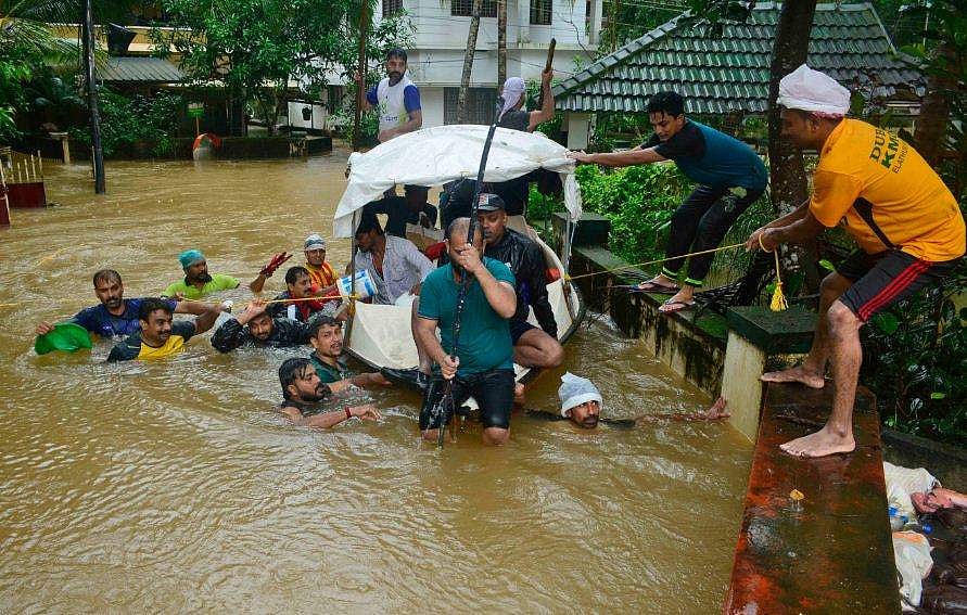 ഈ മൂന്ന് ജില്ലകളില്‍ ഇന്നും റെഡ് അലർട്ട്; എറണാകുളവും തൃശ്ശൂരും കോഴിക്കോടുമടക്കം ആറിടത്ത് ഓറഞ്ച് അലര്‍ട്ട് 