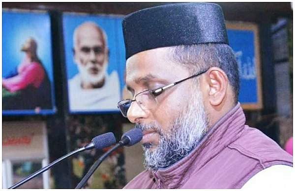 കഴിഞ്ഞതവണ രക്ഷിക്കണം എന്ന് നിലവിളിച്ചു, ഇത്തവണ രണ്ടുചാക്ക് അരി ചോദിച്ചതിന് ബ്ലോക്ക് ചെയ്തു; മനുഷ്യത്വമില്ലാത്ത പ്രവൃത്തി, വൈദികന്റെ കുറിപ്പ്