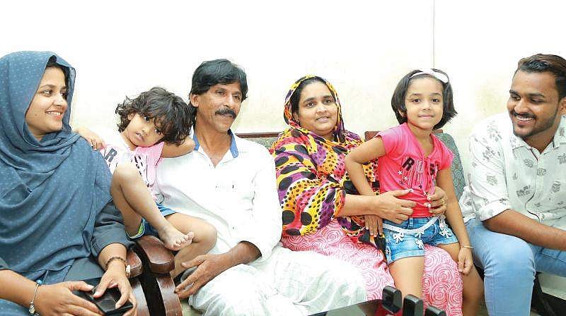 യുഎഇ യാത്രയ്ക്കൊരുങ്ങി നൗഷാദും കുടുംബവും; പുതിയ കട തിങ്കളാഴ്ച മുതൽ 