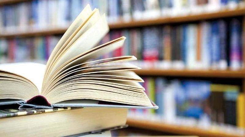 കാത്തിരിപ്പും ആശങ്കയും വേണ്ട.. പ്രളയക്കെടുതിയില്‍പ്പെട്ടവര്‍ക്ക് പുതിയ പാഠപുസ്തകങ്ങള്‍ നാളെ മുതല്‍ 