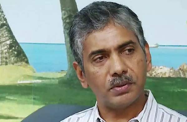 ജേക്കബ് തോമസ് തിരികെ സര്‍വീസിലേക്ക് ? ; തിരിച്ചെടുക്കാന്‍ ആഭ്യന്തരവകുപ്പിന്റെ ശുപാര്‍ശ ; അന്തിമ തീരുമാനം മുഖ്യമന്ത്രിയുടേത്