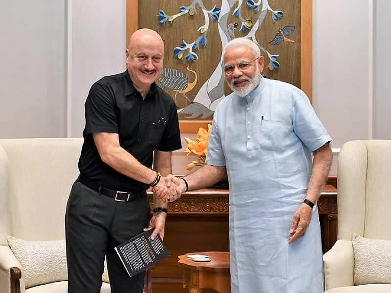 കശ്മീരിൽ പ്രശ്നപരിഹാരത്തിന് തുടക്കമായിരിക്കുന്നു: മോദി സർക്കാരിനെ പിന്തുണച്ച് അനുപം ഖേർ 
