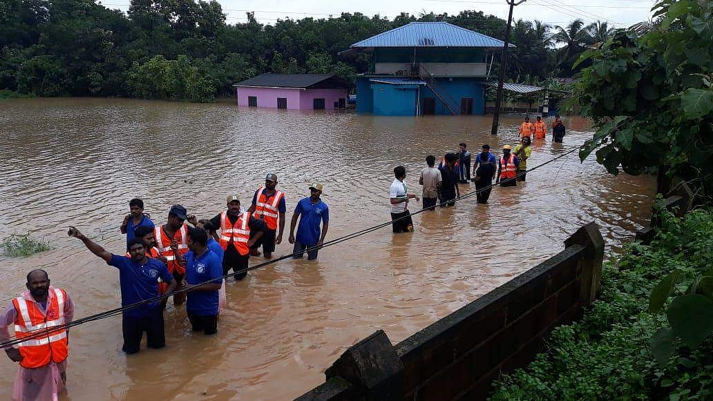 കൂടുതല് ഡാമുകള് തുറന്നു; കനത്ത ജാഗ്രത, വയനാട്ടില് സൈന്യം എത്തും