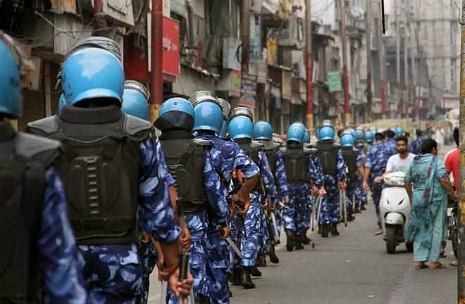 ജമ്മുവിലെ നിരോധാജ്ഞ പിന്വലിച്ചു: സ്കൂളുകളും കോളജുകളും നാളെ തുറക്കും