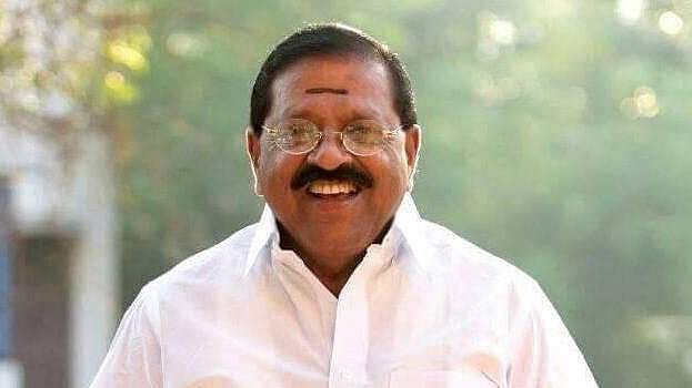 സമയം കഴിഞ്ഞിട്ടും നന്നാക്കാത്ത ദേശീയപാത: നിരാഹാര സമരവുമായി രാജ്മോഹന് ഉണ്ണിത്താന്