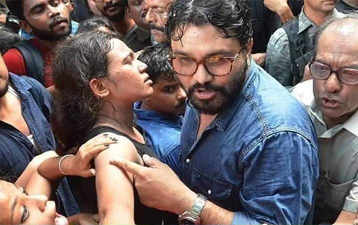 'മുറിയിലേക്ക് വാ, ശരിക്കുള്ള എന്നെ കാട്ടിത്തരാം'; ബാബുല്‍ സുപ്രിയോ പെണ്‍കുട്ടികളോട് അപമര്യാദയായി പെരുമാറി, ആരോപണവുമായി വിദ്യാര്‍ത്ഥികള്‍