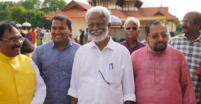 മത്സരിക്കാനില്ലെന്ന് ആവര്‍ത്തിച്ച് കുമ്മനം; എവിടെയും സ്ഥാനാര്‍ത്ഥികളായില്ല; ബിജെപി അടിയന്തര ഭാരവാഹിയോഗം നാളെ
