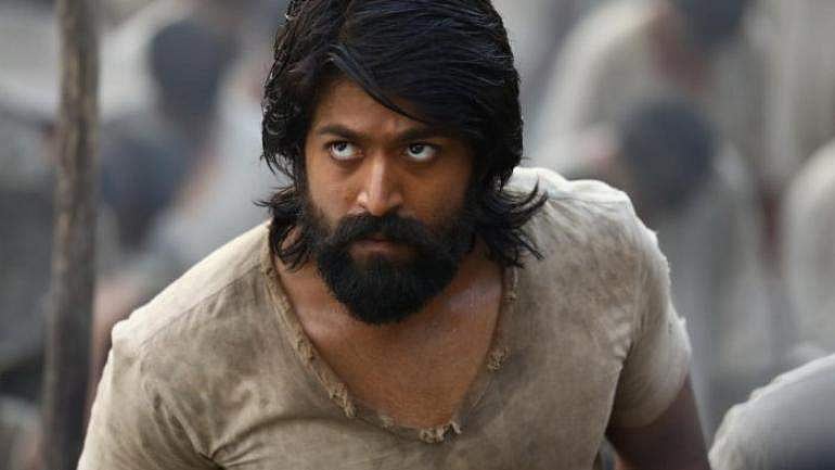 കെജിഎഫിന്റെ ചിത്രീകരണം കോടതി തടഞ്ഞു; കൂറ്റന് സെറ്റുകളിട്ട് ഷൂട്ടിങ് തുടര്ന്ന് അണിയറ പ്രവര്ത്തകര്