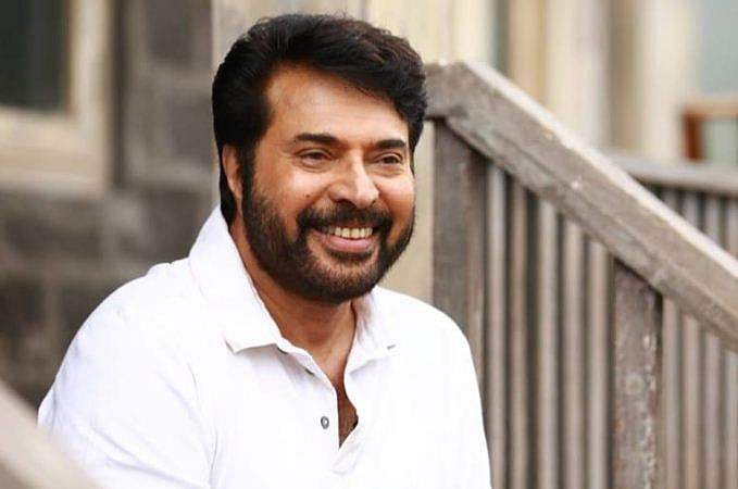 'മമ്മൂട്ടിയുടെ ഏറ്റവും വലിയ പ്രതിസന്ധി ഒടുങ്ങാത്ത വിശപ്പായിരുന്നു, കഴിച്ച ഒരു ഉരുള ചോറ് പോലും നന്ദിയോടെ ഓര്‍ക്കുന്ന മനുഷ്യന്‍'; കുറിപ്പ്‌