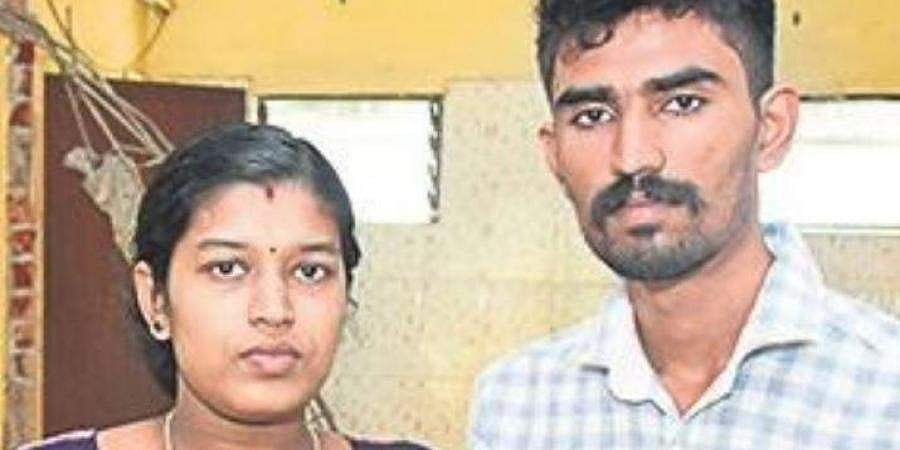 മുന്‍ ഡിവൈഎസ്പിയുടെ കാര്‍ ബൈക്കിലിടിച്ചു; പരാതിപ്പെട്ട യുവാവിനെ പൊലീസ് നിരന്തരം കേസില്‍ കുടുക്കി; ജയിലില്‍ മര്‍ദിച്ചുവെന്ന് ആരോപണം