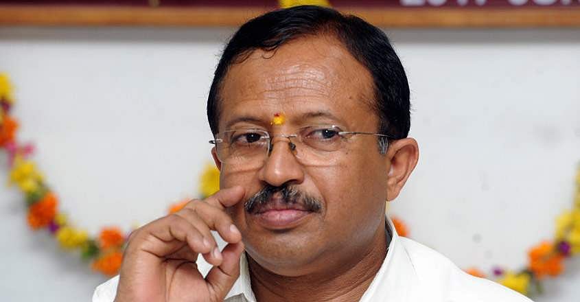 ലോക കേരളസഭ ഭൂലോക തട്ടിപ്പ്; സിപിഎമ്മിന്റെ രാഷ്ട്രീയ പരിപാടി, പാര്‍ട്ടിക്ക് പണം നല്‍കുന്നവരെ വിളിച്ച് വിരുന്ന് നല്‍കുന്നു; വിമര്‍ശനവുമായി മുരളീധരന്‍