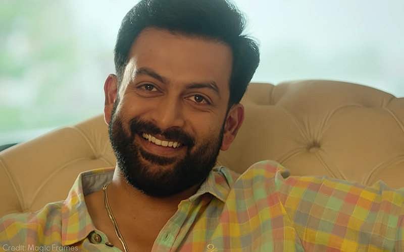 ആ ഡയലോ​ഗ് അപകീര്‍ത്തിപ്പെടുത്തുന്നത്; ഹൈക്കോടതിയിൽ മാപ്പ് പറഞ്ഞ് പൃഥ്വിരാജ്  