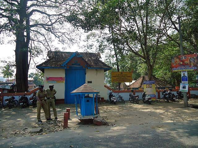 'ഹിന്ദു പൊലീസ്' വിവാദം: കത്ത് പിന്‍വലിച്ചു; വിശദീകരണം തേടി ദേവസ്വം ബോര്‍ഡ്