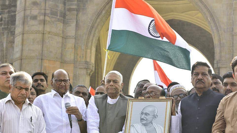 രാജ്യത്തിന്റെ ഭരണഘടനയും ജനാധിപത്യവും അപകടത്തില്; മോദി സര്ക്കാരിന് എതിരെ രൂക്ഷ വിമര്ശനവുമായി യശ്വന്ത് സിന്ഹ