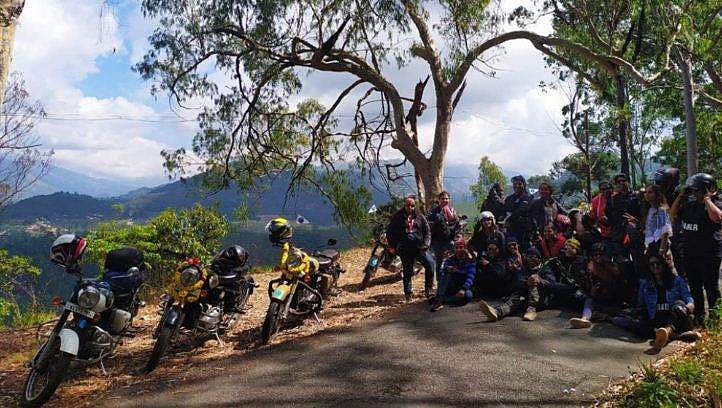 18 ബുള്ളറ്റിലായി 25 പെണ്ണുങ്ങള്‍; മൂന്നാര്‍ യാത്ര ആഘോഷമാക്കി ലേഡി റൈഡേഴ്‌സ്; ചിത്രങ്ങള്‍