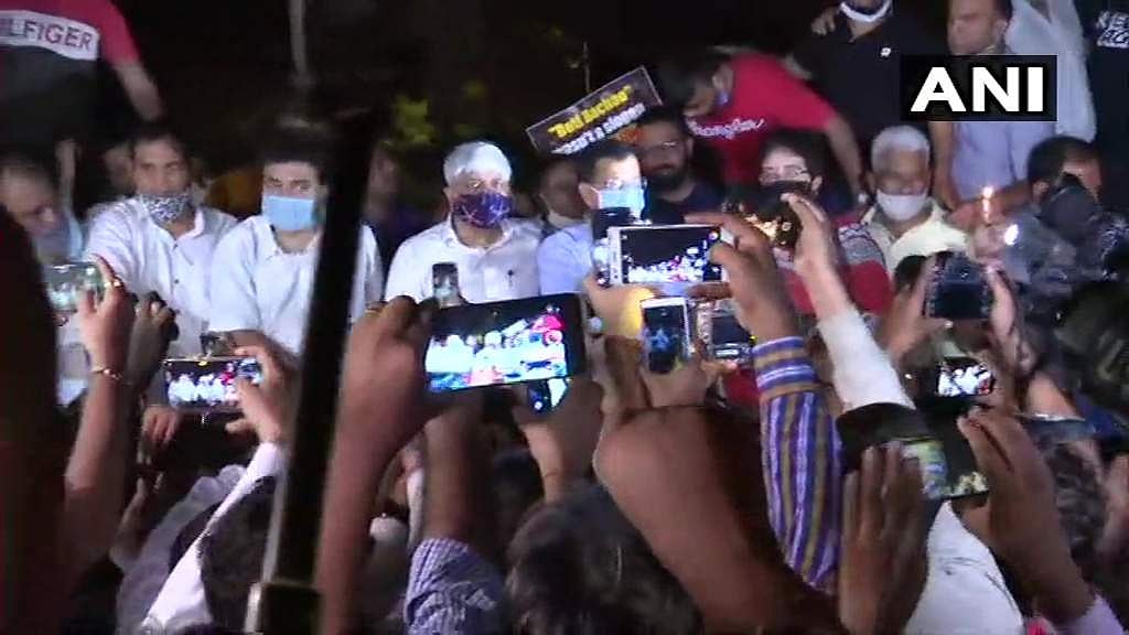 'കുറ്റം ചെയ്തവരെ തൂക്കി കൊല്ലണം, യോഗി ആദിത്യനാഥ് രാജിവെയ്ക്കണം'; ജന്തര്‍മന്തറില്‍ ശക്തമായ പ്രതിപക്ഷ പ്രതിഷേധം 