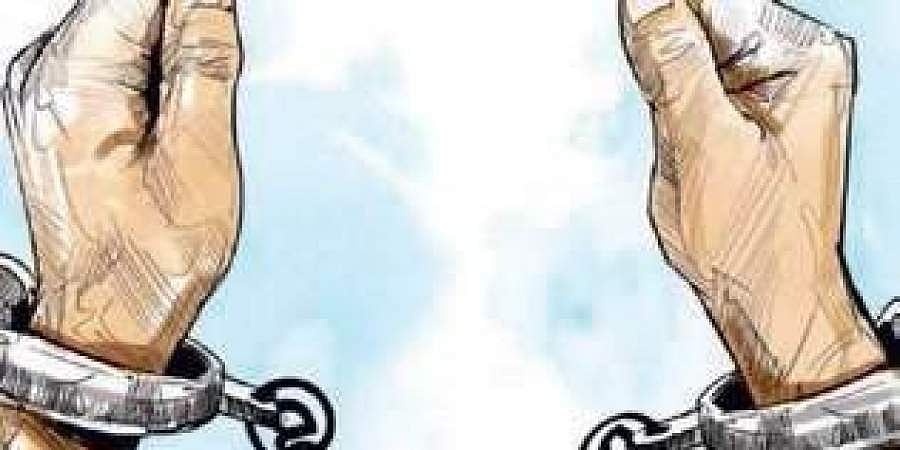 ഉറക്കമില്ലാതെ 14കാരന്‍; അമ്മ കാര്യങ്ങള്‍ തിരക്കി; അധ്യാപകന്‍ ലൈംഗികമായി പീഡിപ്പിച്ചെന്ന് ഒന്‍പതാം ക്ലാസ് വിദ്യാര്‍ഥി
