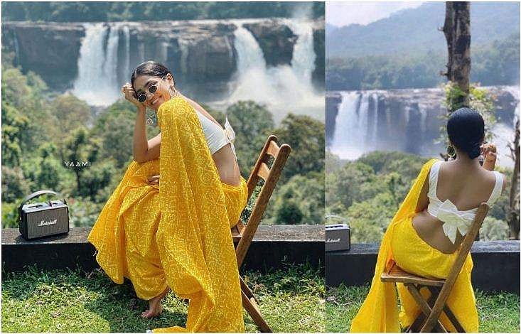ചിത്രശലഭത്തെ കോർത്ത ബ്ലൗസ്, മഞ്ഞ സാരി; വെള്ളച്ചാട്ടത്തിനരികെ അതിമനോഹരിയായി സാനിയ; ചിത്രങ്ങൾ