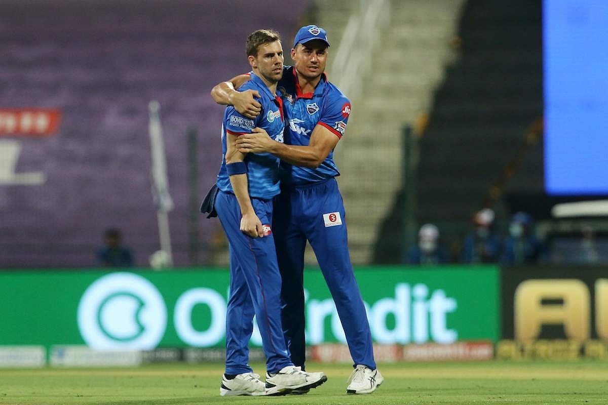 നിര്‍ണായക പോരില്‍ ബാംഗ്ലൂര്‍ ബാറ്റിങിനെ പിടിച്ചു നിര്‍ത്തി ഡല്‍ഹി ബൗളിങ് നിര; ക്യാപിറ്റല്‍സിന് ലക്ഷ്യം 153 റണ്‍സ്