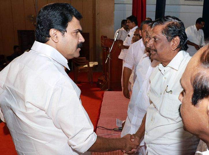 രണ്ടില ചിഹ്നം ജോസ് കെ മാണിയ്ക്ക് ; പി ജെ ജോസഫിന്റെ ഹര്‍ജി ഹൈക്കോടതി തള്ളി