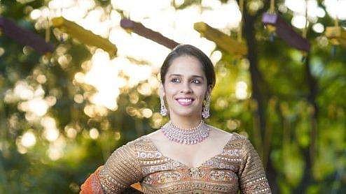 ഗുരുസായ് ദത്തിന്റെ വിവാഹം ആഘോഷമാക്കി ബാഡ്മിന്റന്‍ ലോകം; ലുക്കില്‍ വിസ്മയിപ്പിച്ച് സൈന നെഹ്‌വാള്‍