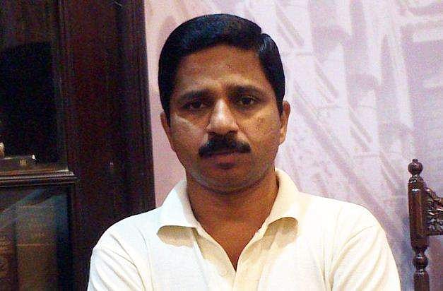 'വിലങ്ങോലില്‍ എന്നു പേരുള്ള വീടുകള്‍'- സി. സന്തോഷ് കുമാര്‍ എഴുതിയ കഥ