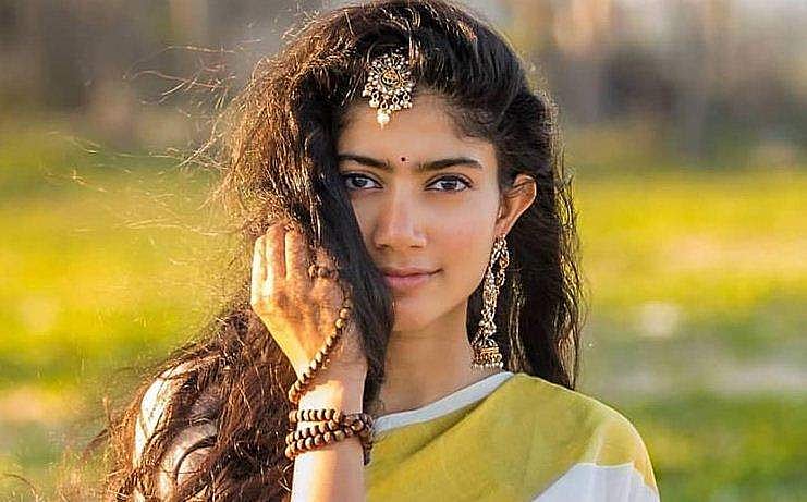 'നൂറു കണക്കിന് ക്രീമുകൾ ഞാനും മുഖത്തു തേച്ചിട്ടുണ്ട്', രണ്ട് കോടിയുടെ പരസ്യം വേണ്ടെന്നുവച്ചതിനു കാരണം പറഞ്ഞ് സായ് പല്ലവി