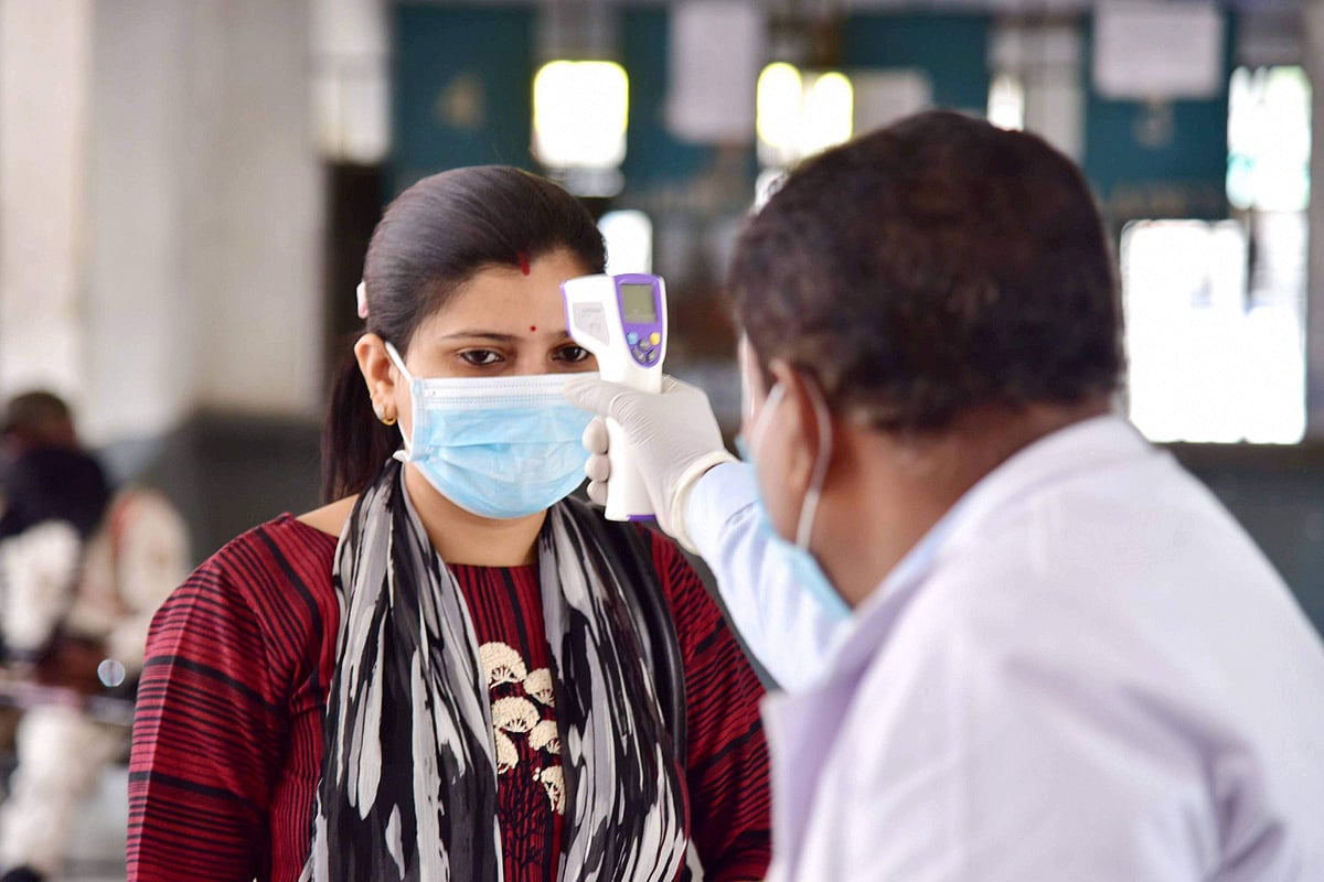 ഇന്നും കൂടുതൽ രോ​ഗികൾ കോഴിക്കോട്, മറ്റു ജില്ലകളിൽ 300ൽ താഴെ; കണക്കുകൾ ഇങ്ങനെ 