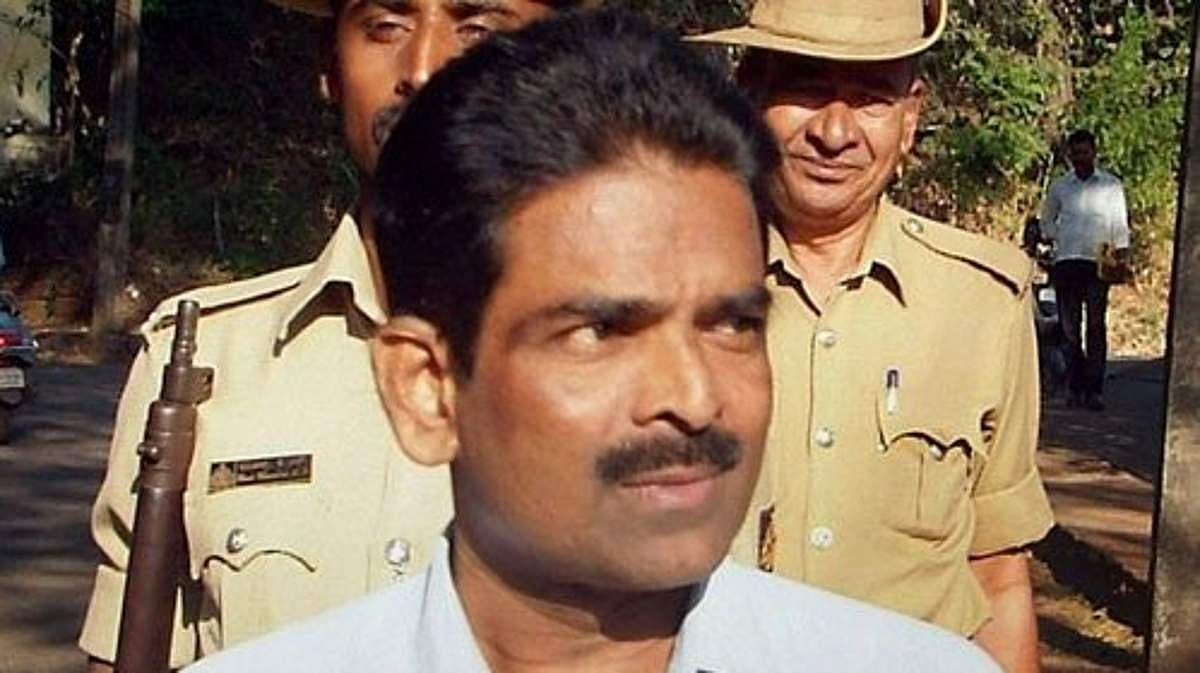 ലൈംഗിക ബന്ധത്തിന് ശേഷം ആരതിയെ തന്ത്രപൂര്‍വ്വം ബസ് സ്റ്റാന്‍ഡിലെത്തിച്ചു, സയനൈഡ് നല്‍കി കൊലപ്പെടുത്തി; 'സീരിയല്‍ കില്ലര്‍'ക്ക് ജീവപര്യന്തം തടവ്