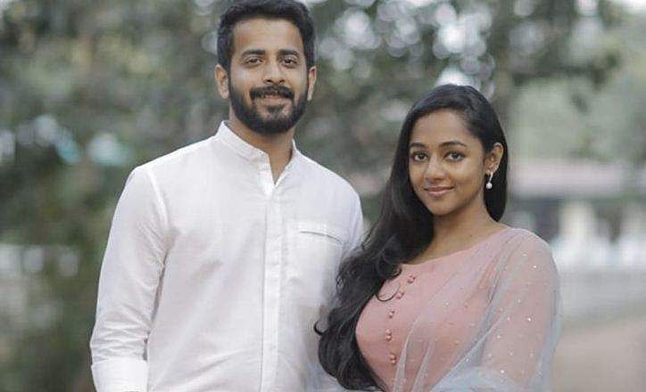 അരുണ്‍ കുര്യന്റേയും ശാന്തിയുടേയും സേവ് ദി ഡേറ്റ്; ആശംസയുമായി താരങ്ങളും ആരാധകരും; വൈറലായി ചിത്രം