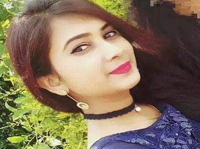 പട്ടാപ്പകല്‍ നടുറോഡില്‍ 25കാരിയായ കോളജ് അധ്യാപികയെ മണ്ണെണ്ണ ഒഴിച്ച് തീ കൊളുത്തി കൊല്ലാന്‍ ശ്രമം; പ്രതി പിടിയില്‍