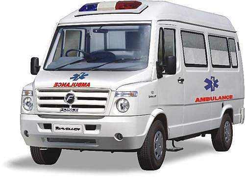 പട്ടാപ്പകല്‍ യുവതിയെ ആംബുലന്‍സിലേക്ക് വലിച്ചുകയറ്റി; ചെറുത്ത അമ്മായിയച്ഛനെ ഇടിച്ചുവീഴ്ത്തി; ദാരുണാന്ത്യം  