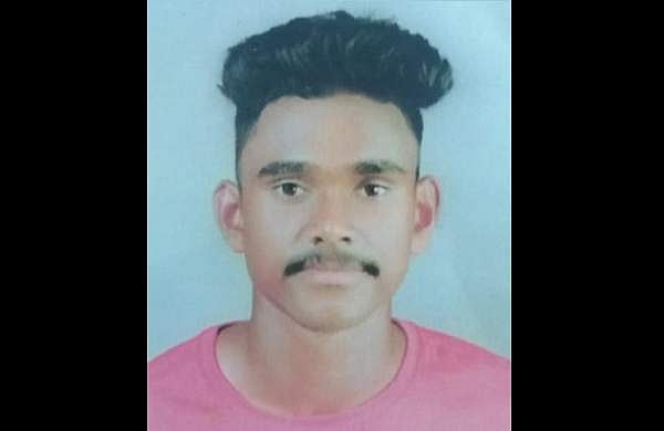 കേരള അണ്ടര്‍ 19 ക്രിക്കറ്റ് ടീം അംഗം ബൈക്ക് അപകടത്തില്‍ മരിച്ചു