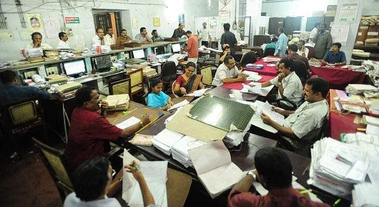 സര്‍ക്കാര്‍ ജീവനക്കാര്‍ക്ക് ക്ഷാമബത്ത അനുവദിച്ചു; പുതുക്കിയ ശമ്പളവും പെന്‍ഷനും സെപ്റ്റംബര്‍ ഒന്നിന് ലഭിക്കും