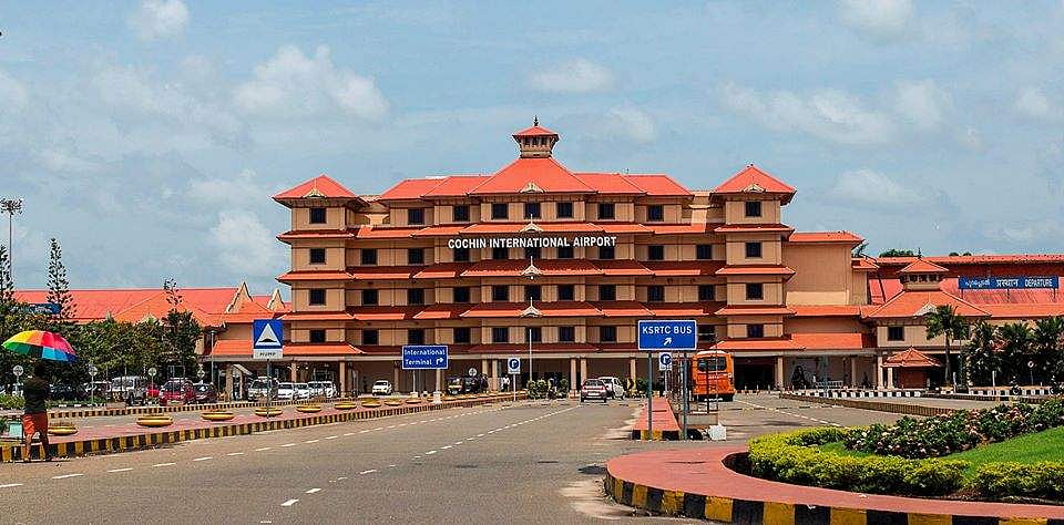 വിമാനത്താവളം അണുവിമുക്തമാക്കി; 250 യാത്രക്കാരുമായി വിമാനം പുറപ്പെട്ടു; ഒരാള്‍ സ്വമേധയാ ഒഴിവായി