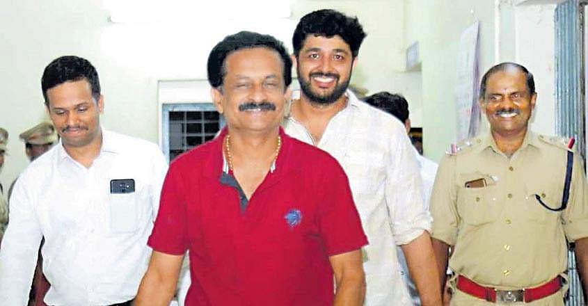 സ്വീകരിക്കാന്‍ ആള്‍ക്കൂട്ടമെത്തിയത് താന്‍ വിളിച്ചിട്ടല്ല; സ്വമേധയാ എത്തിയവര്‍ നിയമക്കുരുക്കില്‍പ്പെട്ടതില്‍ വേദനയുണ്ട്; രജിത് കുമാര്‍